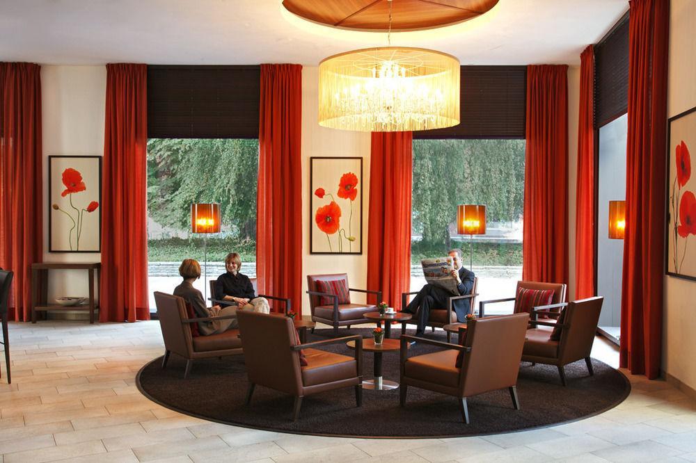 H4 Hotel 4*